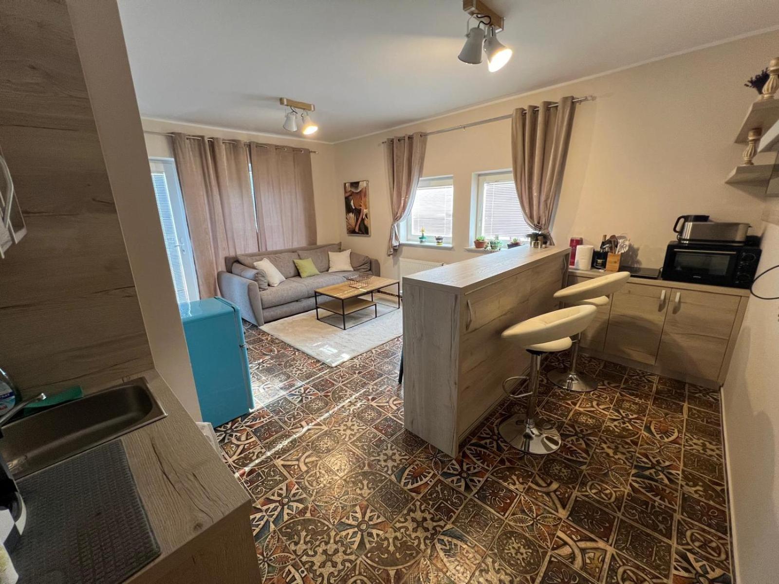Centralpark Suites Марибор Экстерьер фото